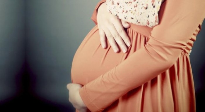Ibu hamil bakal melahirkan bayi yang mempunyai kecacatan pada tengkorak dan otak bayi.